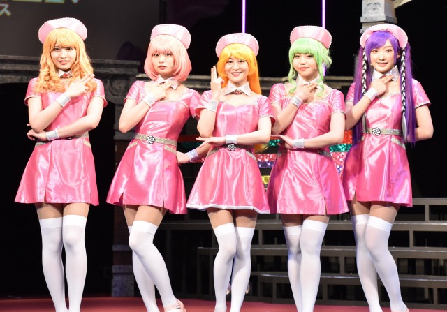 舞台 キューティーハニー キャスト ナース服 姿に 上西恵 セクシーかわいい 秋田魁新報電子版