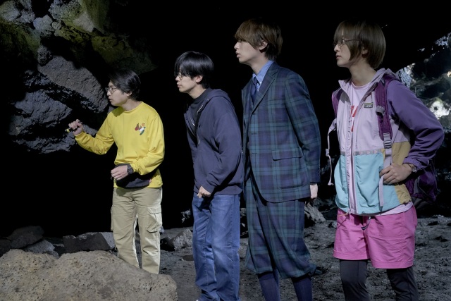 Hey Say Jump伊野尾慧 キンプリ神宮寺勇太におんぶされる 意外な 力持ち ぶりを発揮 オリコンニュース 岩手日報 Iwate Nippo