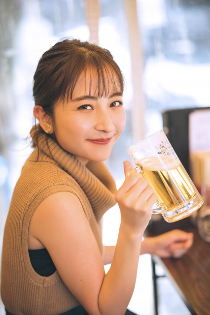 Tbs日比麻音子アナ ガチ酔い グラビア Tvじゃお見せしない顔してる 笑 お宝写真も公開 Oricon News 沖縄タイムス プラス