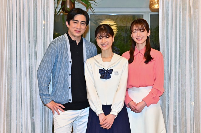 『マイファミリー』で共演する（左から）松本幸四郎、凛美、森脇英理子（C）TBSの画像