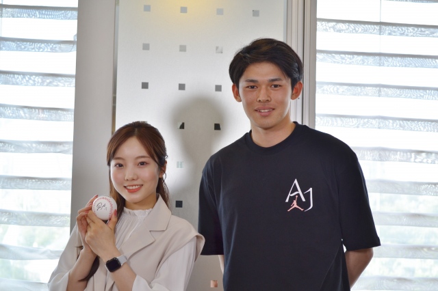 『みんなのスポーツ Sports for All』でインタビューを行った（左から）本田真凜、佐々木朗希 （C）テレビ東京の画像
