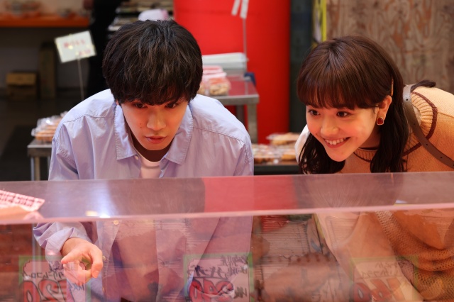『受付のジョー』第8話に出演するKing ＆ Princeの神宮寺勇太、松井愛莉 （C）NTV・J Stormの画像