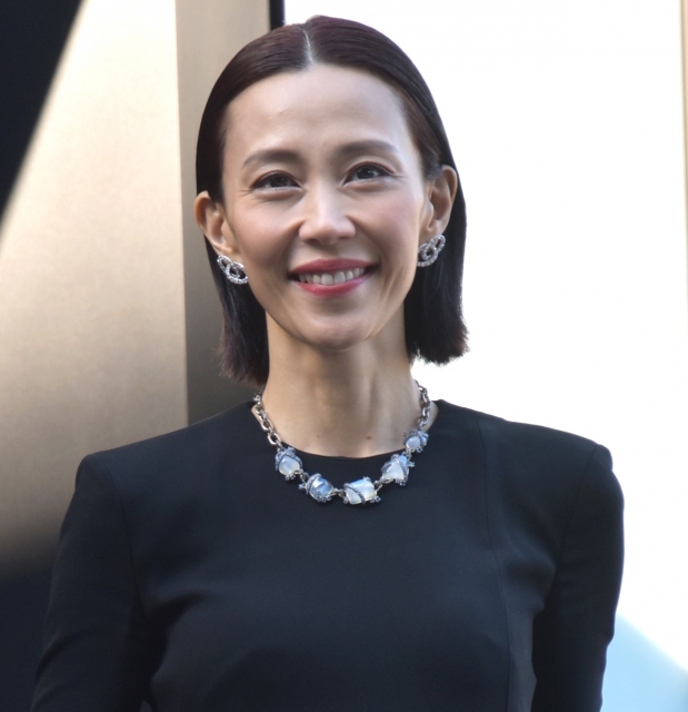 木村佳乃、ジュエリー購入基準は一目惚れするか　高価な買い物も「娘、孫へと」