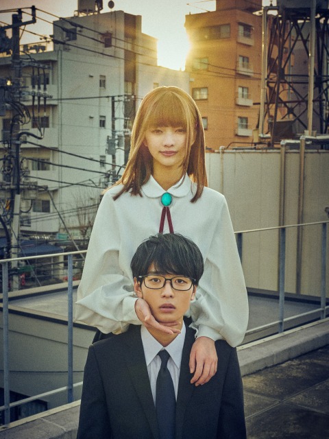 『往生際の意味を知れ!』に出演する(上から)見上愛、青木柚(C)「往生際の意味を知れ!」製作委員会・MBS(C)米代恭/小学館 『往生際の意味を知れ!』に出演する(上から)見上愛、青木柚(C)「往生際の意味を知れ!」製作委員会・MBS(C)米代恭/小学館の画像