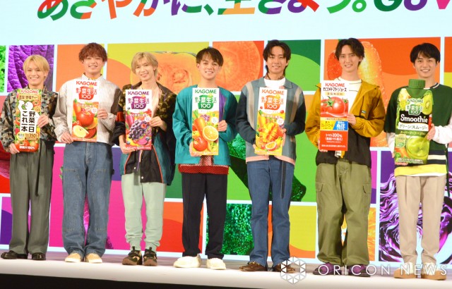 CMのメイキングを振り返ったTravis Japan（左から）松倉海斗、吉澤閑也、七五三掛龍也、宮近海斗、中村海人、川島如恵留、松田元太 （C）ORICON NewS inc.の画像