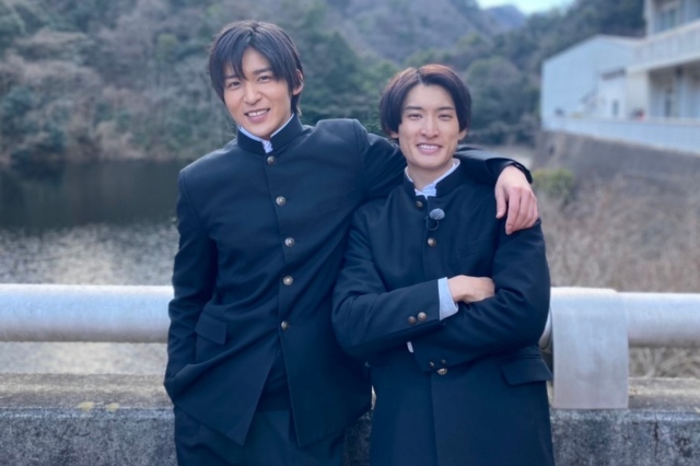 13日放送の『アイ・アム・冒険少年』に出演する（左から）目黒蓮、向井康二 （C）TBSの画像