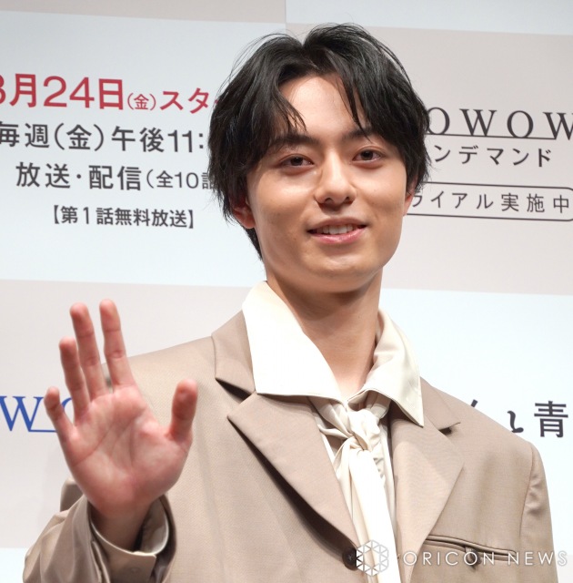 HiHi Jets作間龍斗「正面から皆さんと一緒に入って来た」 ファンの近く 