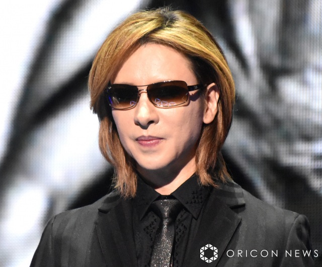 YOSHIKI、HEATHさんめぐる報道に「親族の意思とは別に…」「少し時間を