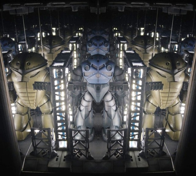 『ジオン驚異のメカニズム ズゴック･アッガイの超量産計画』（実物は画像左半分のみ。右半分は左のを左右反転し貼り付け加工したもの）　制作・画像提供／ハイドラ氏　（C）創通・サンライズの画像
