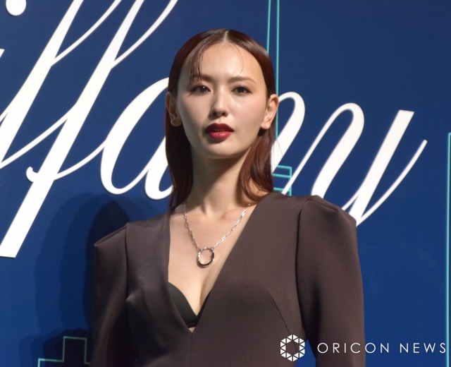 『ティファニー表参道オープニングイベント』レッドカーペットに登場した鈴木えみ（C）ORICON NewS inc.の画像