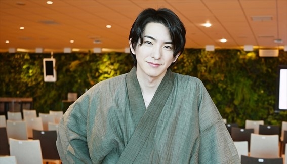 トークイベントで浴衣姿を披露した、前田公輝の画像