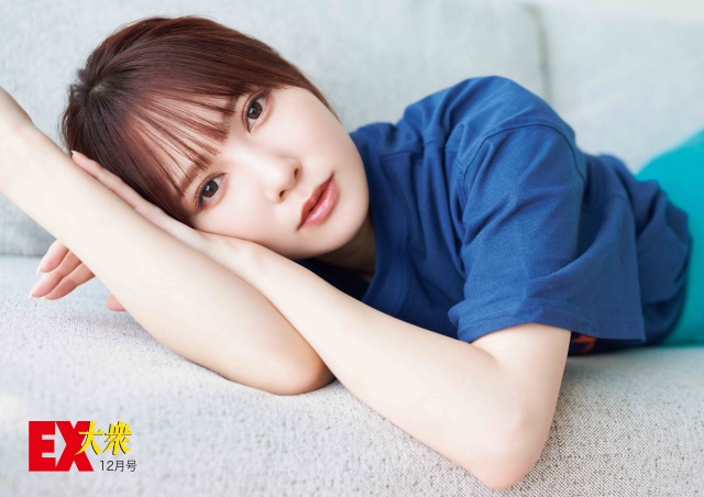 日向坂46加藤史帆、かわいさ全開の“秋の休日グラビア” 『EX大衆』表紙