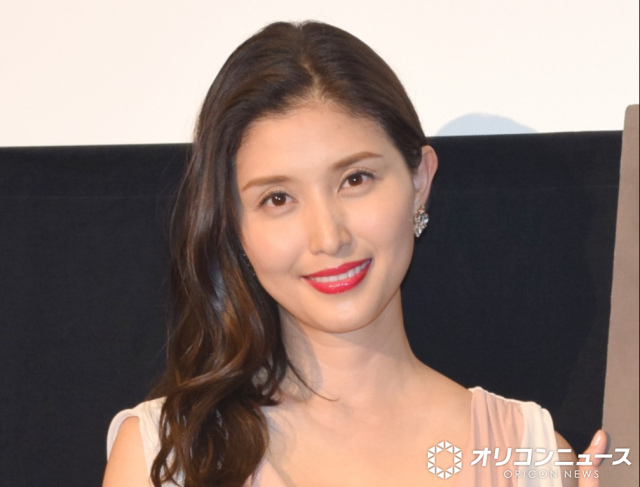 https://newsimg.oricon.co.jp/feed/images/size640wh/20251001_154351_size640wh_70779767.jpg