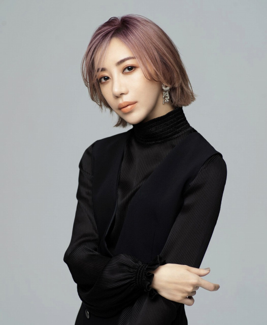 https://newsimg.oricon.co.jp/feed/images/size640wh/20251007_141204_size640wh_87435069.jpg
