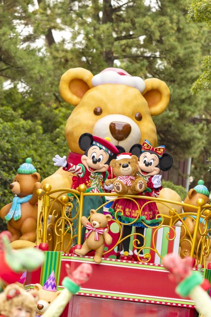 ディズニー・クリスマス』10年ぶり新パレード『トイズ・ワンダラス