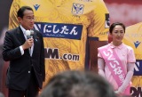 いくいな晃子氏、渋谷ハチ公前広場で街頭演説　岸田文雄首相が応援に入る「若いころ、テレビで見ていた」