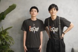 『TopCoat夏祭り2022〜Yes!We Camp!〜』MCを務めた（左から）豊田裕大、松坂桃李（C）TopCoat