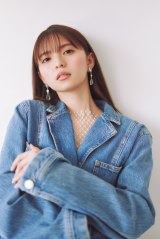 29日発売『bis』6周年アニバーサリー号の表紙を飾る齋藤飛鳥の画像