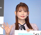 中川翔子“神奈川恵子”スタイルで登場「我ながら似てる」　島耕作の“副知事”就任を祝福