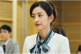 4月期土曜ドラマ『なんで私が神説教』に出演する小沢真珠（C）日本テレビ