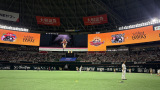 福岡ソフトバンクホークス対千葉ロッテマリーンズの試合に登場した『ナンバーワン戦隊ゴジュウジャー』と『秘密戦隊ゴレンジャー』キレンジャー （C）SoftBank HAWKS