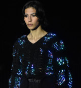『ANREALAGE 2025 PARIS―TOKYO COLLECTION』にサプライズ登場したラウール （C）ORICON NewS inc.