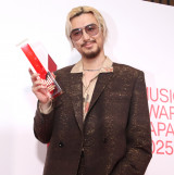『MUSIC AWARDS JAPAN 2025』囲み取材に登場した藤井風（C）ORICON NewS inc.