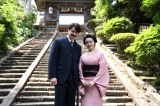NHK連続テレビ小説『ばけばけ』島根県松江市 ロケ報告会に参加した（左から）トミー・バストウ、高石あかり （C）NHK