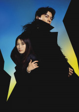東野圭吾×福山雅治×有村架純、映画『ブラック・ショーマン』（9月12日公開）アナザービジュアル（C）2025「ブラック・ショーマン」製作委員会