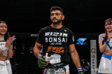 『RIZIN WORLD SERIES in KOREA』キ・ウォンビンvs.ホベルト・サトシ・ソウザ（C）RIZIN FF